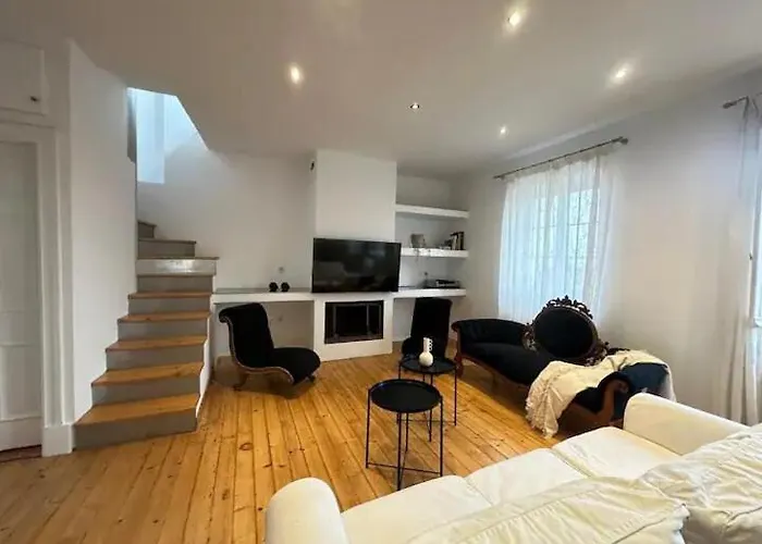 Ro 3fl Penthouse, Old Town Corfu *