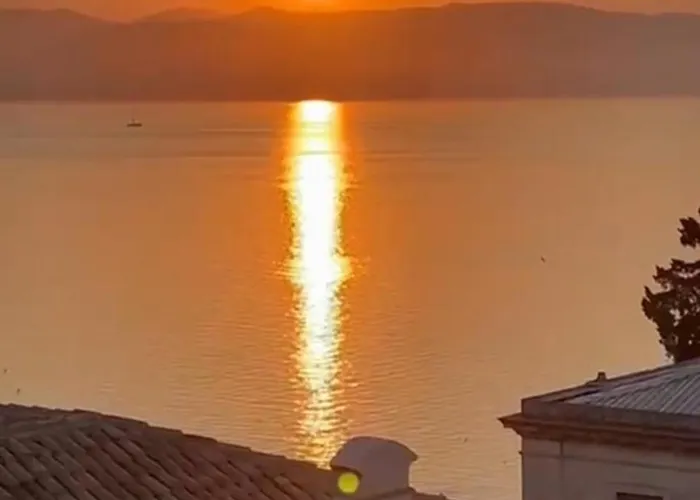 Ro 3fl Penthouse, Old Town Corfu Appartement