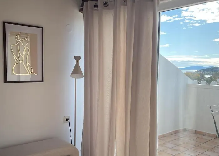 Ro 3fl Penthouse, Old Town Corfu Corfu (city)